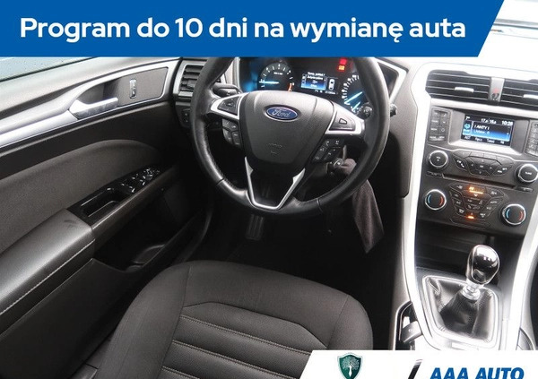 Ford Mondeo cena 38000 przebieg: 211383, rok produkcji 2015 z Trzebnica małe 137